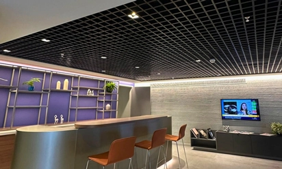 Özgörkey BMW Showroom